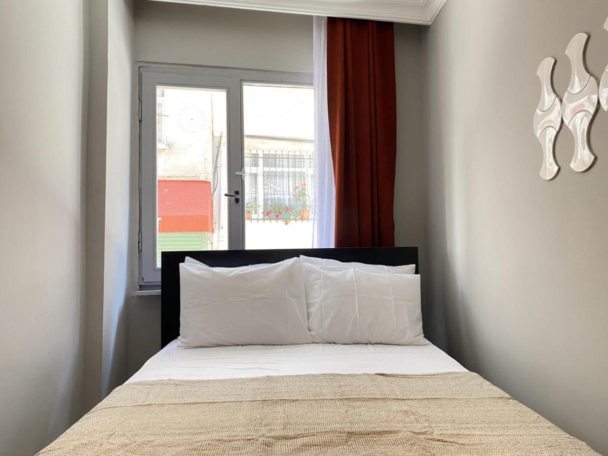 Charming Flat With Balcony In Sinanpasa Besiktas Apartamento Istambul Exterior foto
